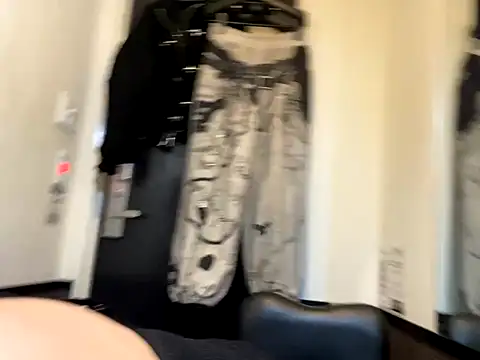 LiLi_20_luv's cam snapshot