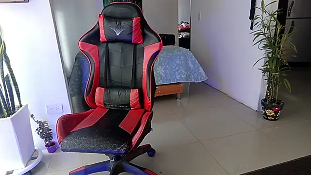 Adam_Valenciia live sex cam