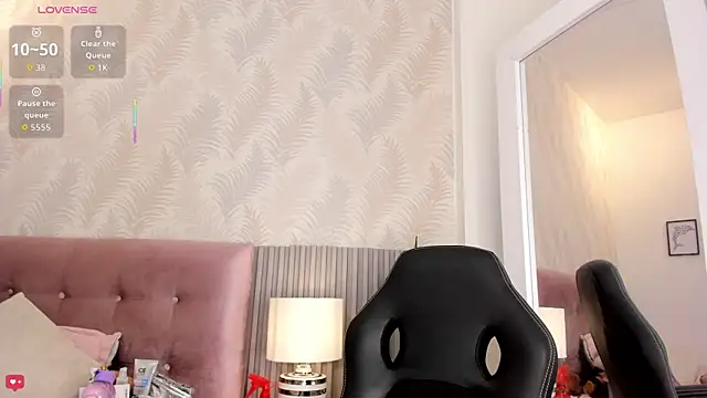 Kimmie_kaboom_x's cam snapshot