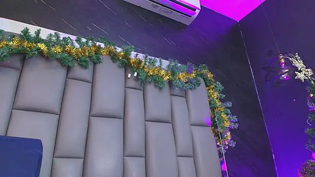 kissme_luna's cam snapshot