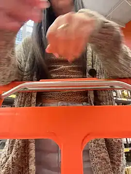 ReggieG live sex cam