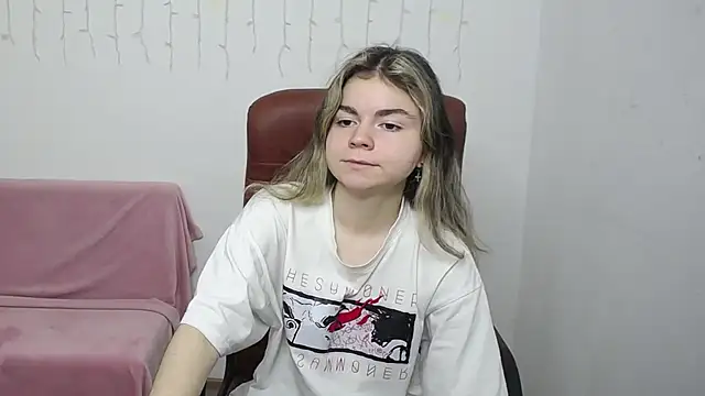 TinaRedly live sex cam