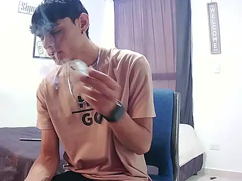 harrytomson_1 live sex cam