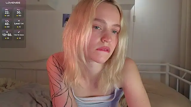 lolly_pie's cam snapshot