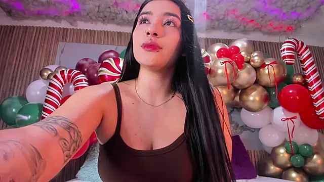 Nicolee19 live sex cam