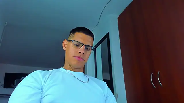 _John_Boy_'s cam snapshot