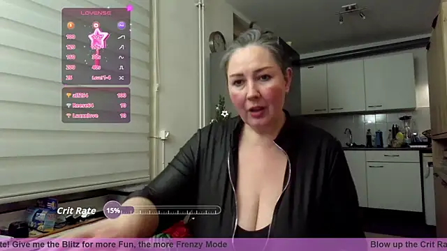 MilfGina live sex cam