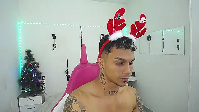 Leonard_Price live sex cam