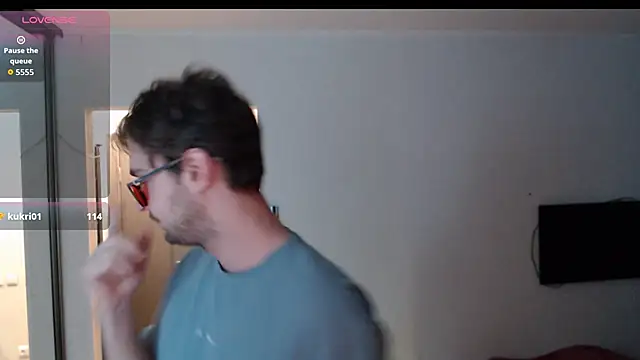 lucky_swimmer's cam snapshot