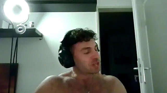 alpha-hunk live sex cam