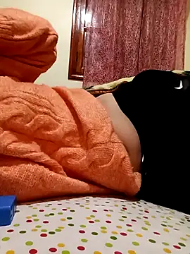 Mroma89six's cam snapshot