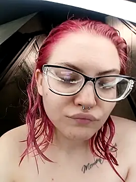 Lisa_Adam's cam snapshot