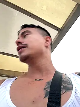 DominickVegas's cam snapshot