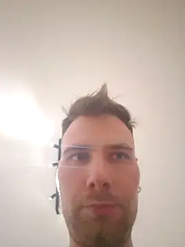 mrlyuis live sex cam