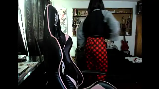 Maki_Zein_'s cam snapshot