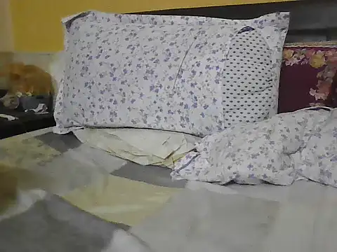 urbrownbunny's cam snapshot