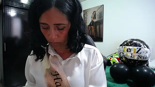 sharoon_cheerry's cam snapshot