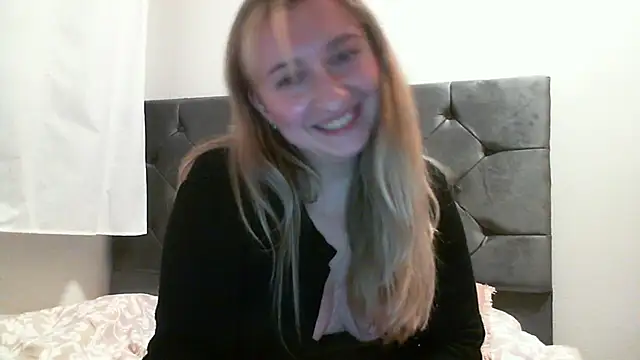 SusanCurt's cam snapshot