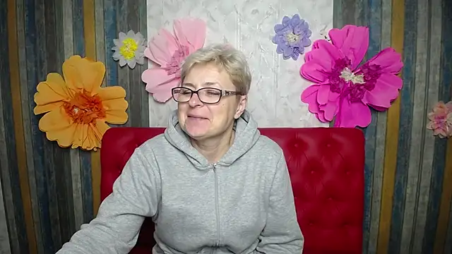 EmiliaGree's cam snapshot