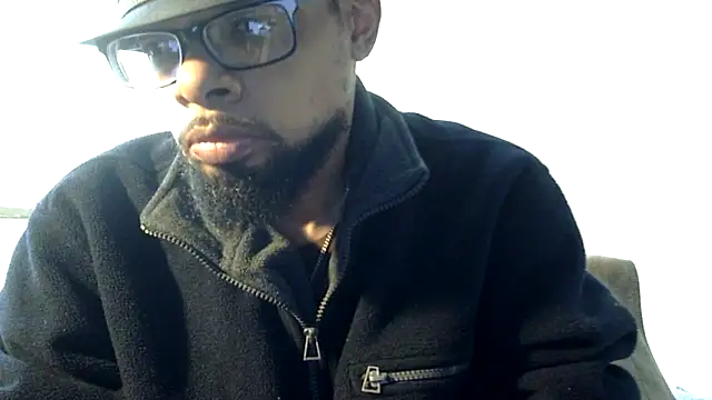 WhiskeyWood_DuhGOD's cam snapshot