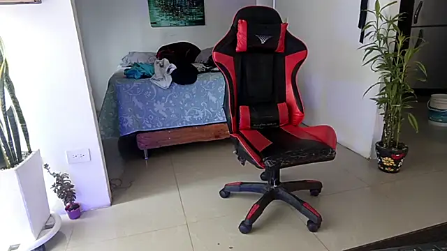 Adam_Valenciia's cam snapshot