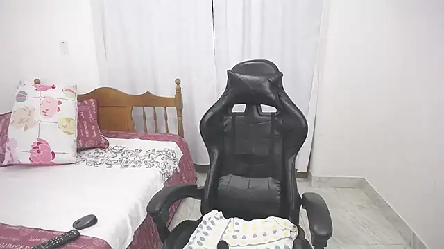 yeslluisa's cam snapshot