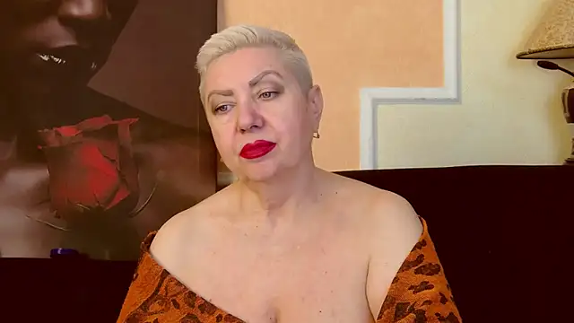 LadyPosh's cam snapshot