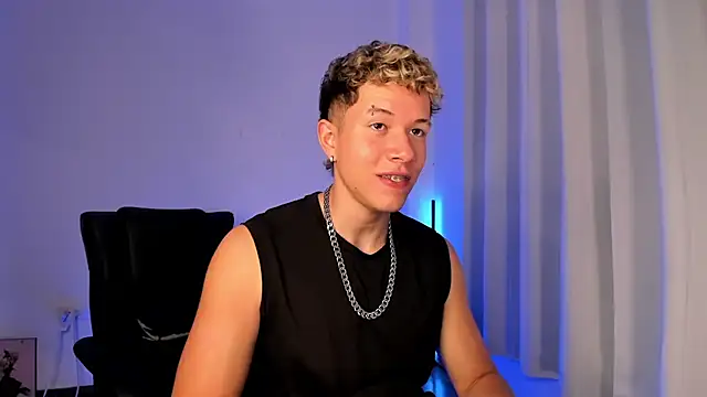 nathan_blake's cam snapshot