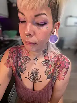 Eva_Monroe-'s cam snapshot