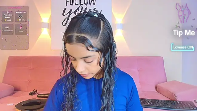 SunnyGilmoree's cam snapshot