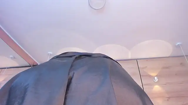 martina_touss's cam snapshot