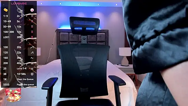 Violet_Anders's cam snapshot