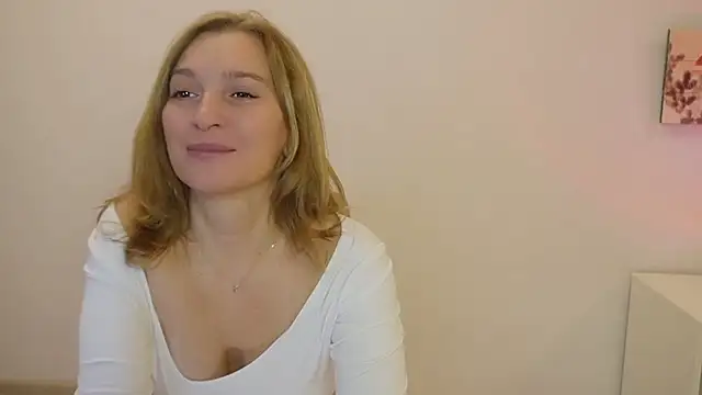 ms_natty's cam snapshot