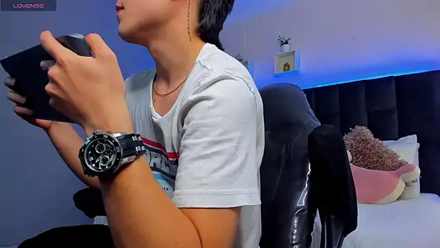 Ares_di_martin's cam snapshot