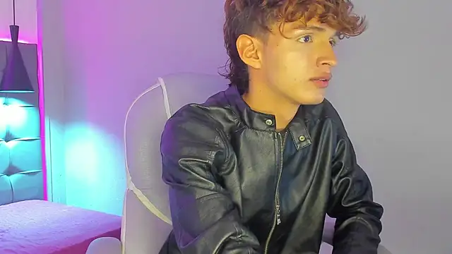 NicolasFerrer18 live sex cam