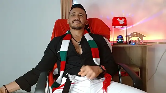 Reiko_85_ live sex cam