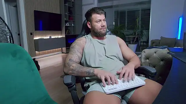 UbbeViking live sex cam