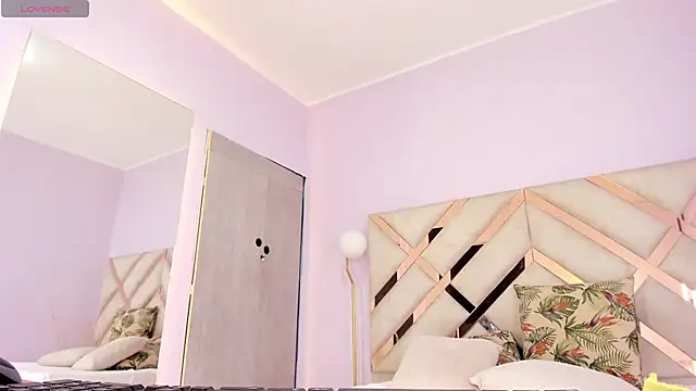 kylie_reyes live sex cam