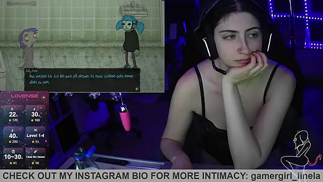 Gamergirl-Linela live sex cam