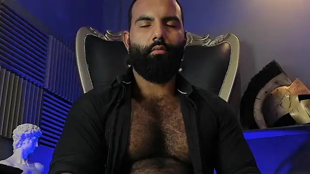 BeardAndrew live sex cam