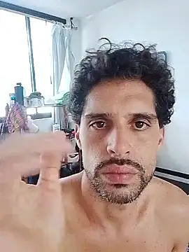 ignaccioCh live sex cam