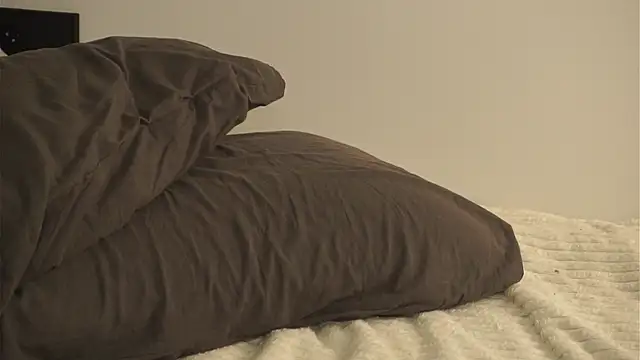 BrynnHolverson's cam snapshot