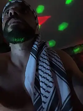 1Richrichard1's cam snapshot