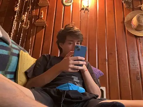 THESKYBOYS's cam snapshot