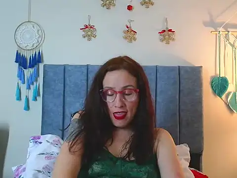 IberianMoonMK live sex cam