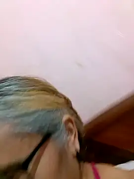 _candi's cam snapshot