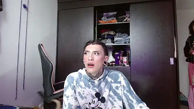 charlotbelucci_ live sex cam