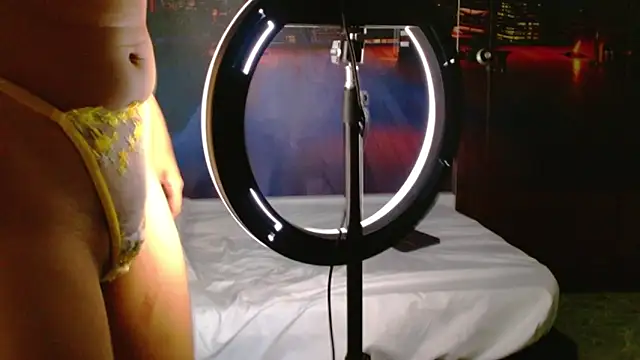 solarboom18's cam snapshot