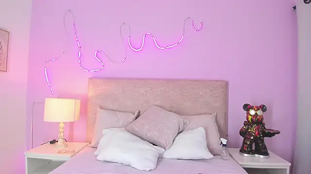 EmaRae1499's cam snapshot