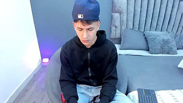 stephane_rouss's cam snapshot